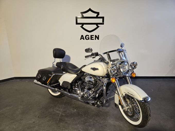 HARLEY-DAVIDSON TOURING ROAD KING 1690 CLASSIC 4