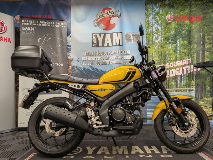 YAMAHA XSR 125 4