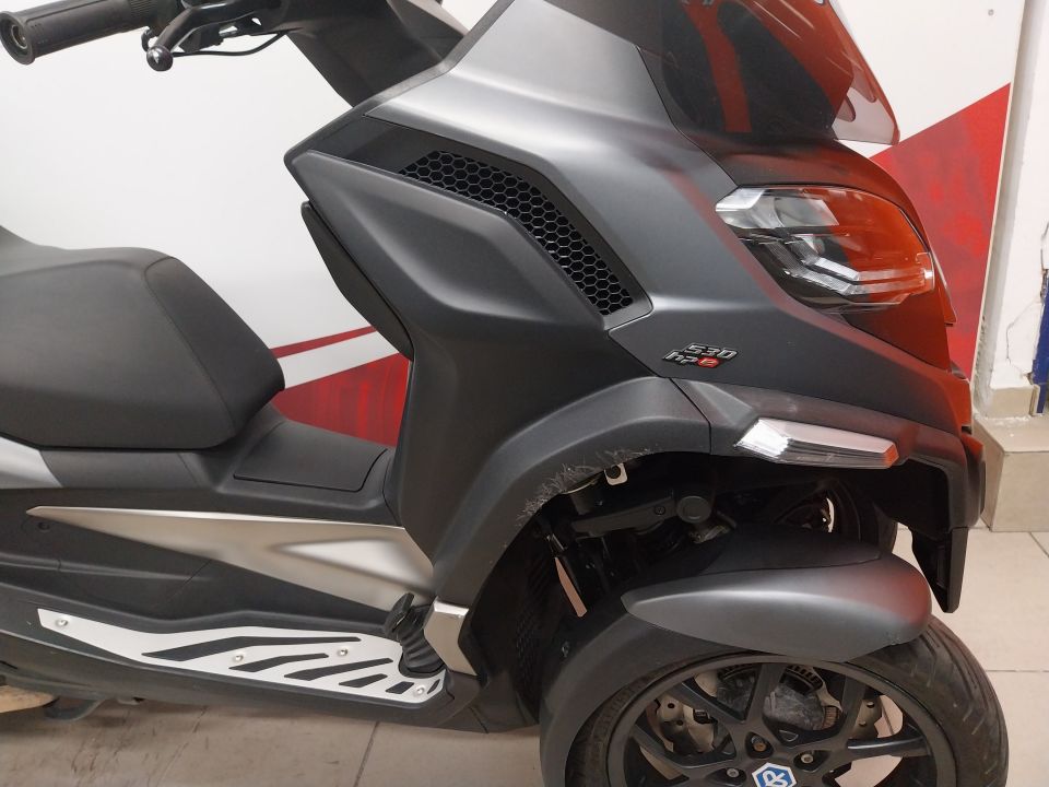 PIAGGIO MP3 530 4