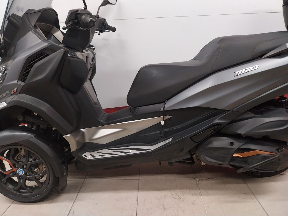 PIAGGIO MP3 530 4