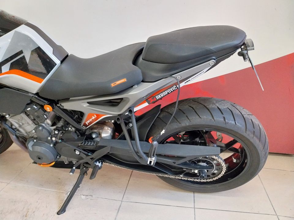 KTM DUKE 790 L 4