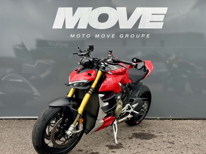 DUCATI STREETFIGHTER V4S 4