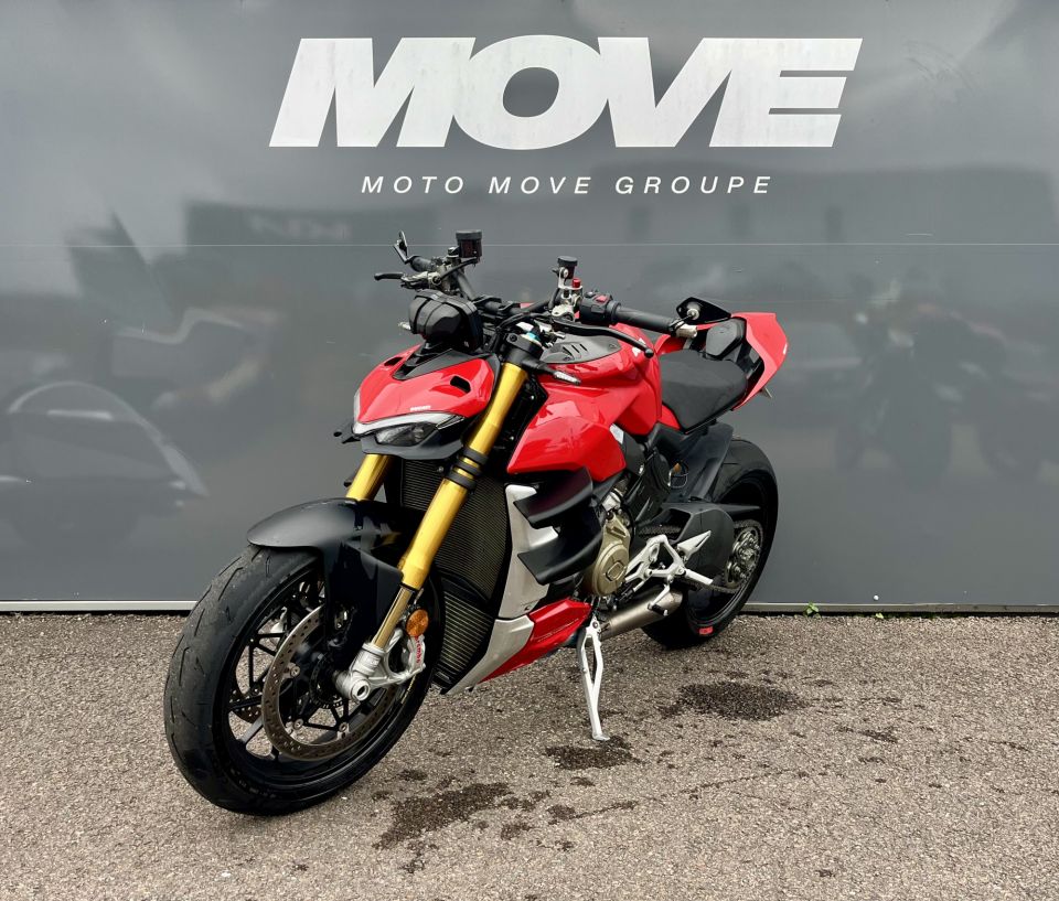 DUCATI STREETFIGHTER V4S 4
