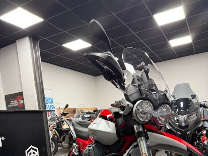 MOTO GUZZI V85 TT 850 4