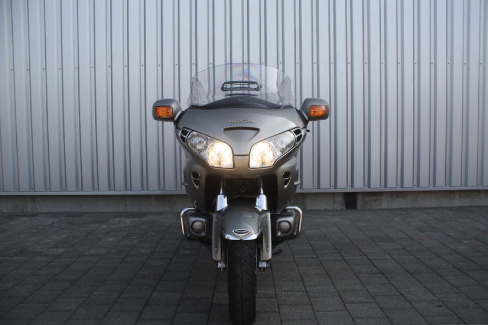 HONDA GL1800 GOLDWING 4
