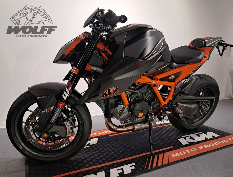 KTM 1290 SUPER DUKE RR 4