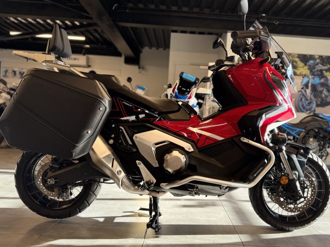 HONDA X-ADV 4