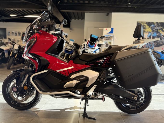 HONDA X-ADV 4