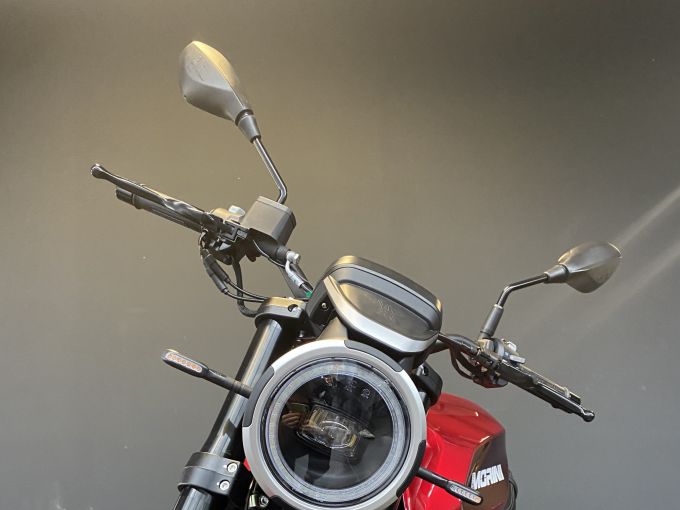 MOTO MORINI SEIEMMEZZO 612 STR 4