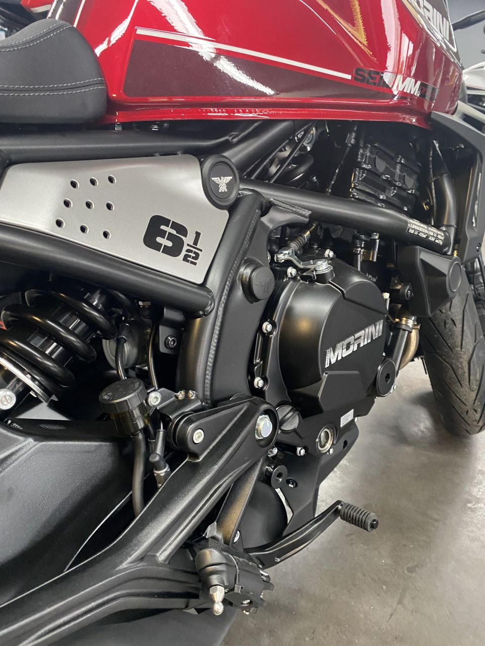 MOTO MORINI SEIEMMEZZO 612 STR 4