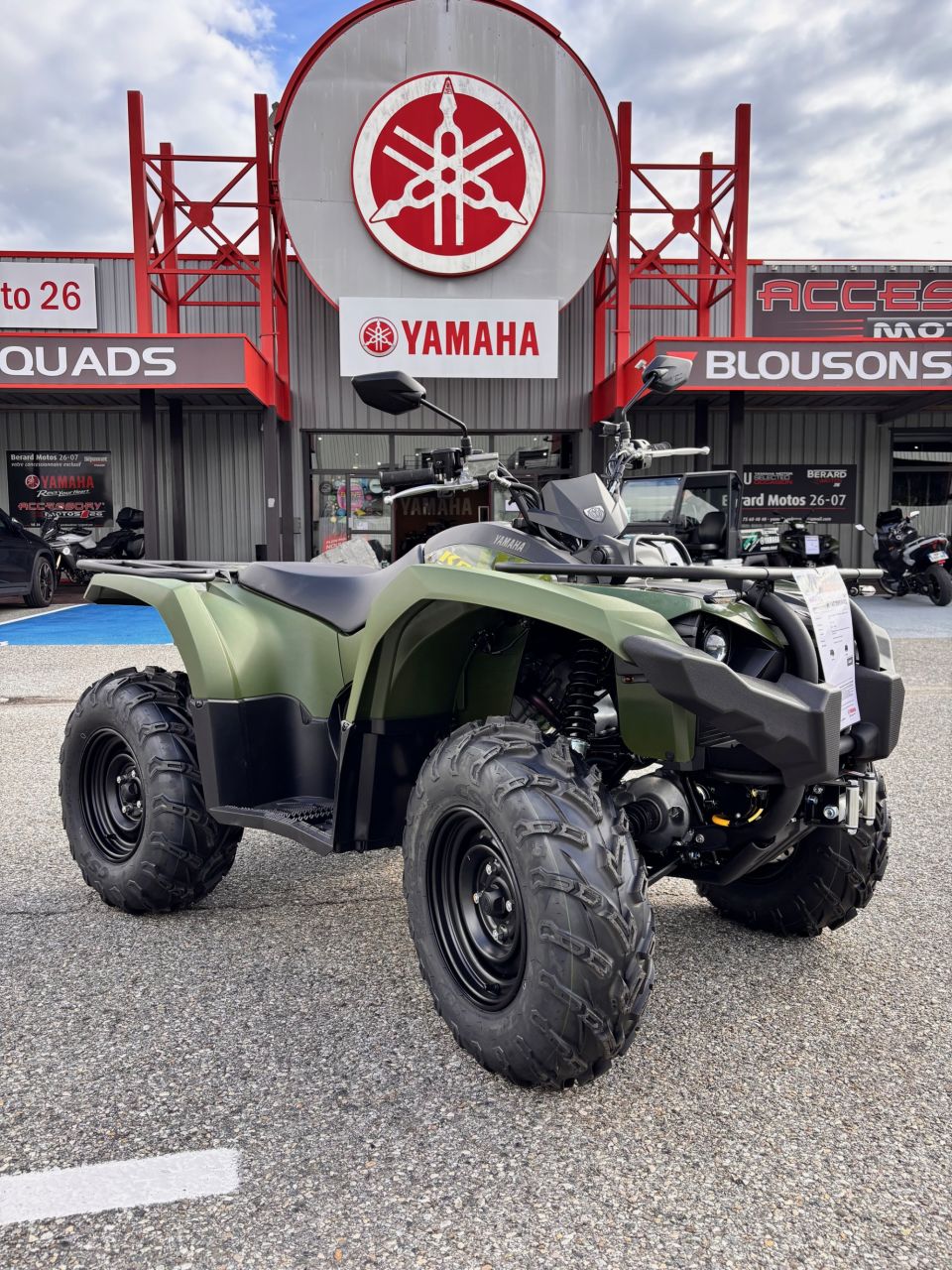 YAMAHA KODIAK 4