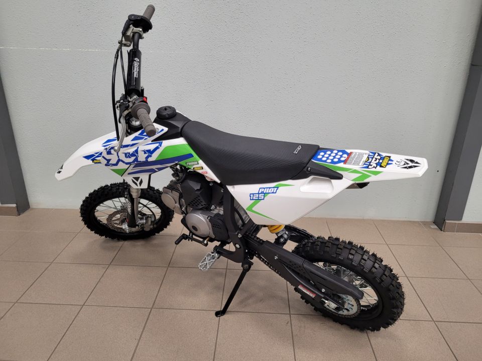 YCF PILOT F125 4