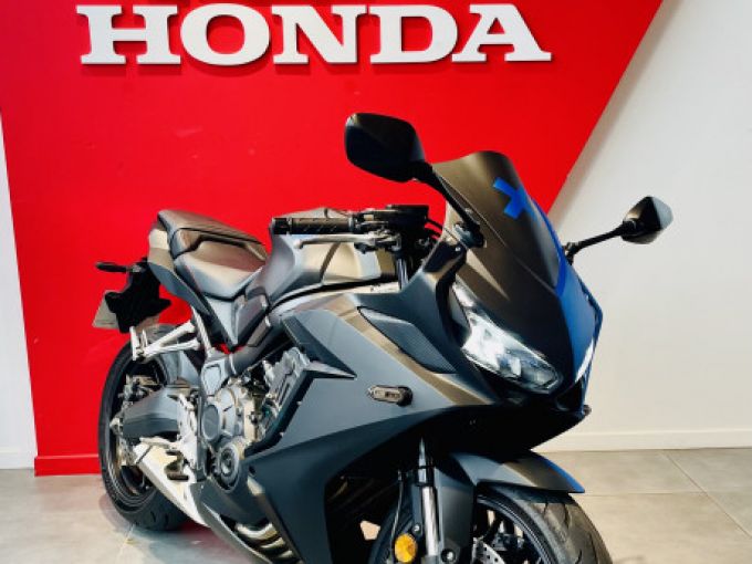 HONDA CBR650R 4