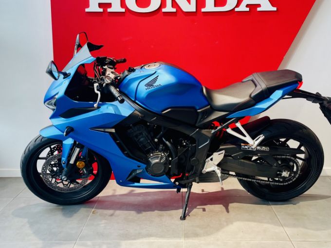 HONDA CBR650R 4