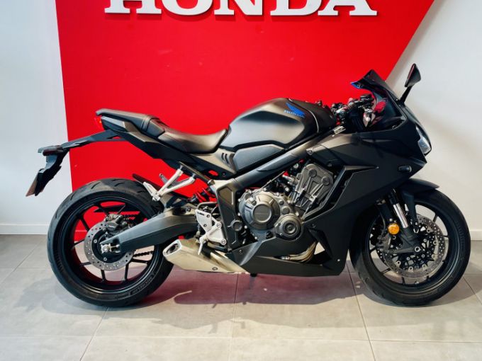 HONDA CBR650R 4