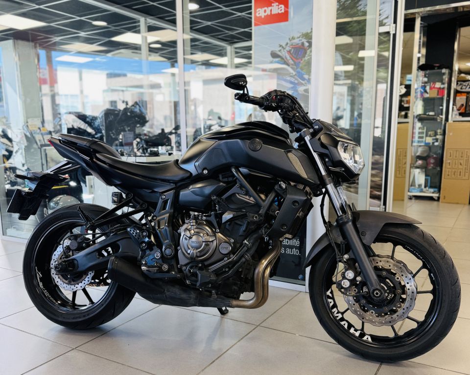 YAMAHA MT-07 35KW 4