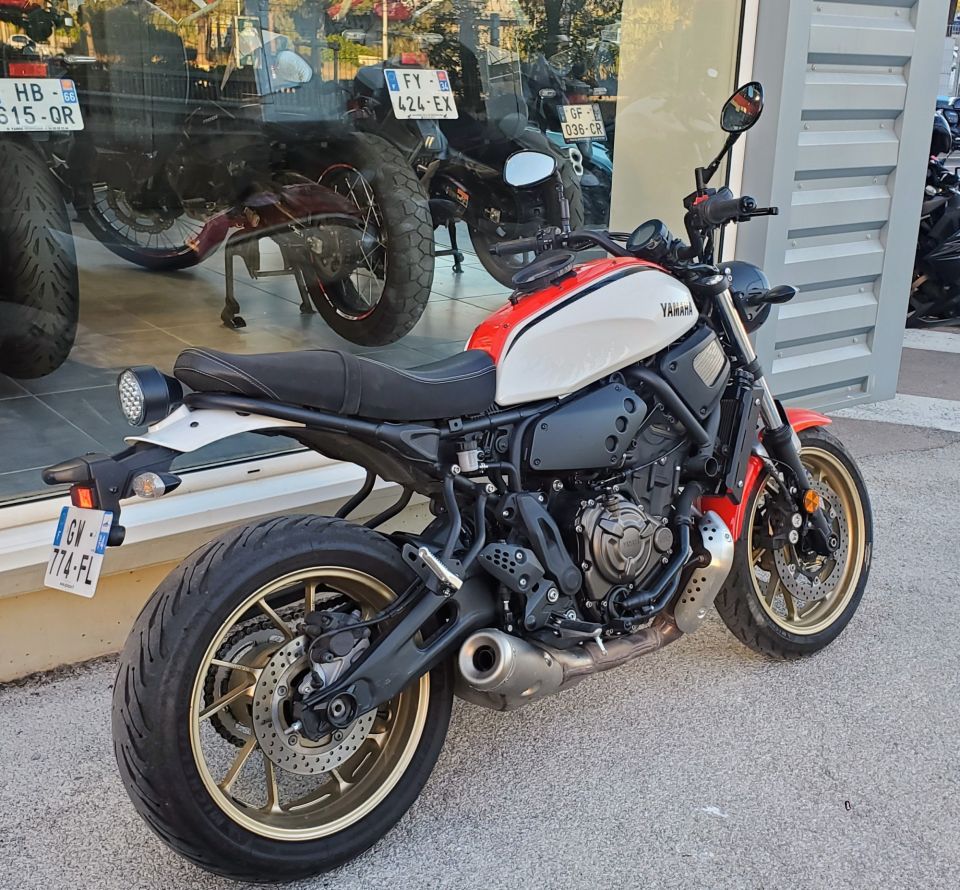 YAMAHA XSR 700 4