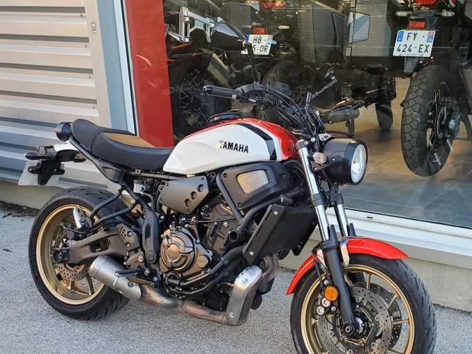 YAMAHA XSR 700 4