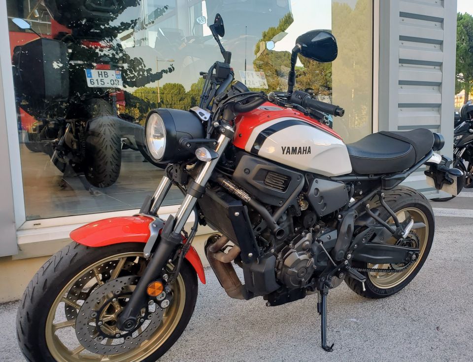 YAMAHA XSR 700 4