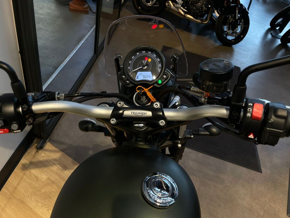 TRIUMPH SCRAMBLER 900 4