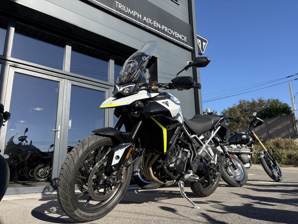 TRIUMPH Tiger 900 GT PRO 4