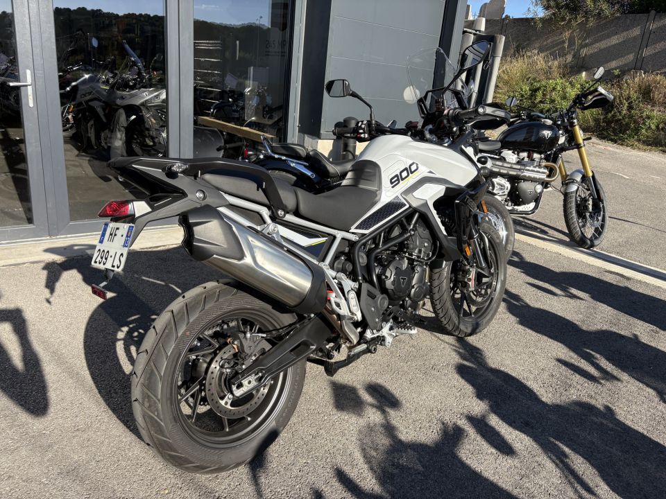 TRIUMPH Tiger 900 GT PRO 4