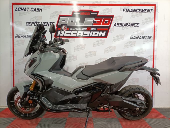 HONDA X-ADV 4