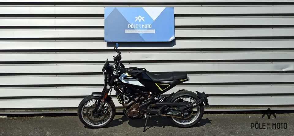 HUSQVARNA SVARTPILEN 401 4