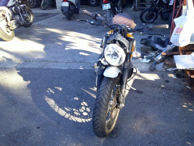 DUCATI SCRAMBLER 4