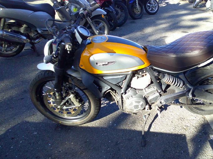 DUCATI SCRAMBLER 4