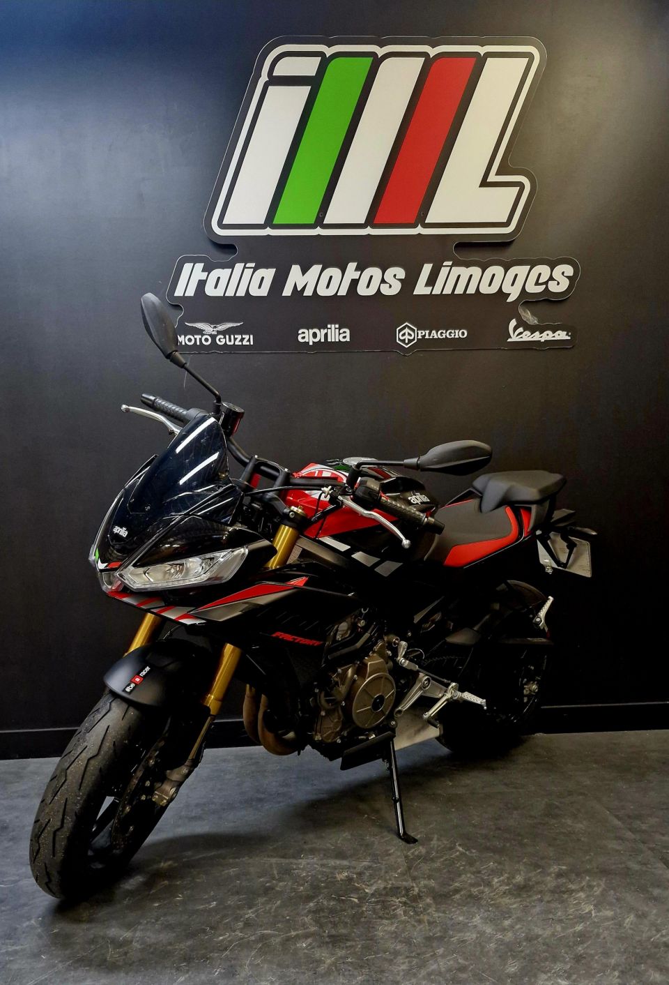 APRILIA TUONO 660 FACTORY 4