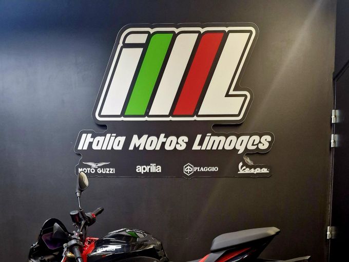 APRILIA TUONO 660 FACTORY 4