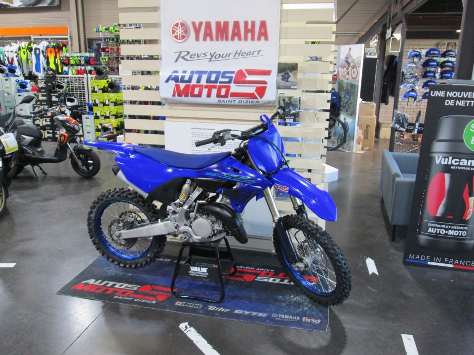 YAMAHA 125 YZ 2024 4
