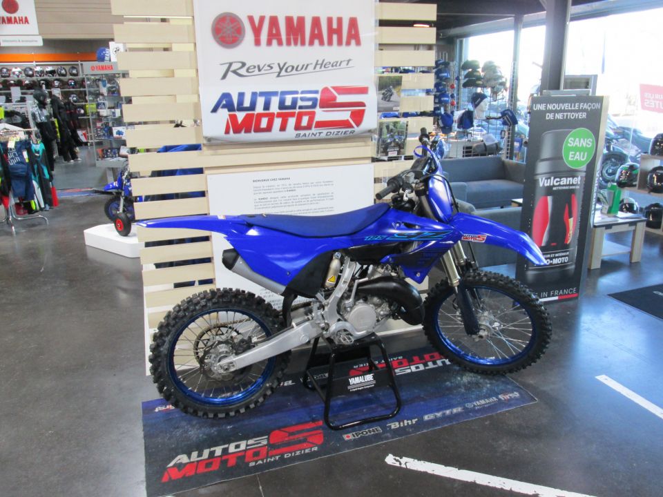 YAMAHA 125 YZ 2024 4