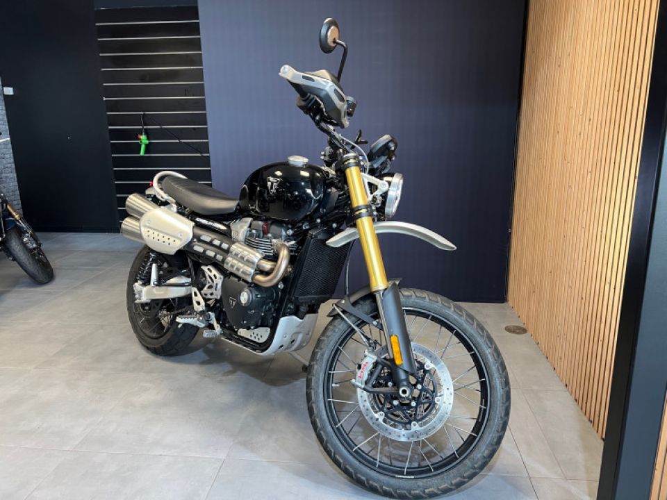 TRIUMPH SCRAMBLER 1200 XE 4