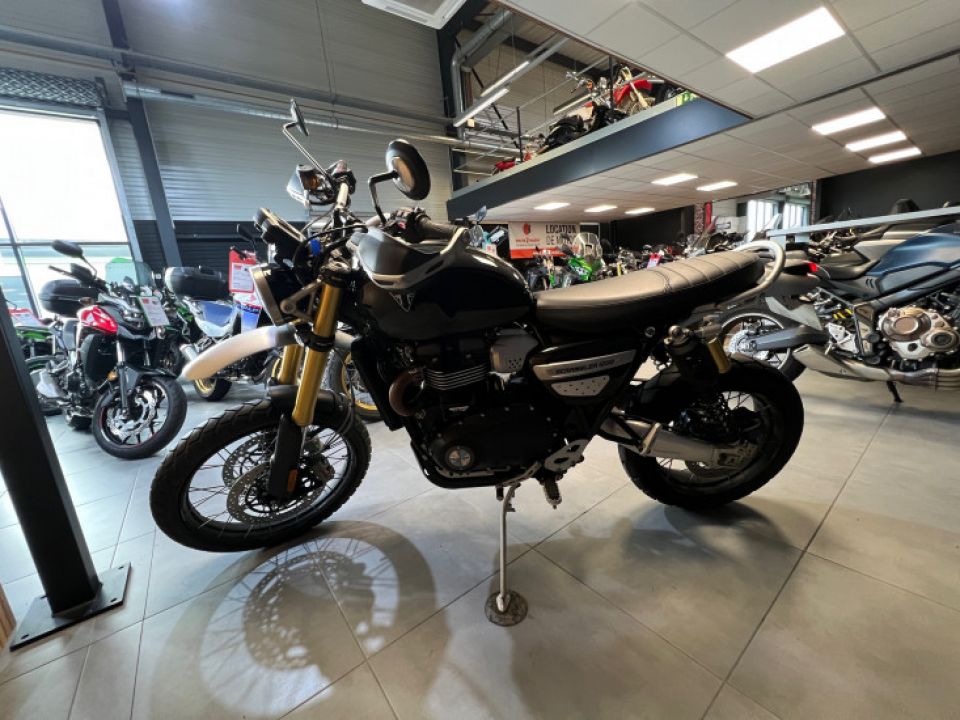 TRIUMPH SCRAMBLER 1200 XE 4