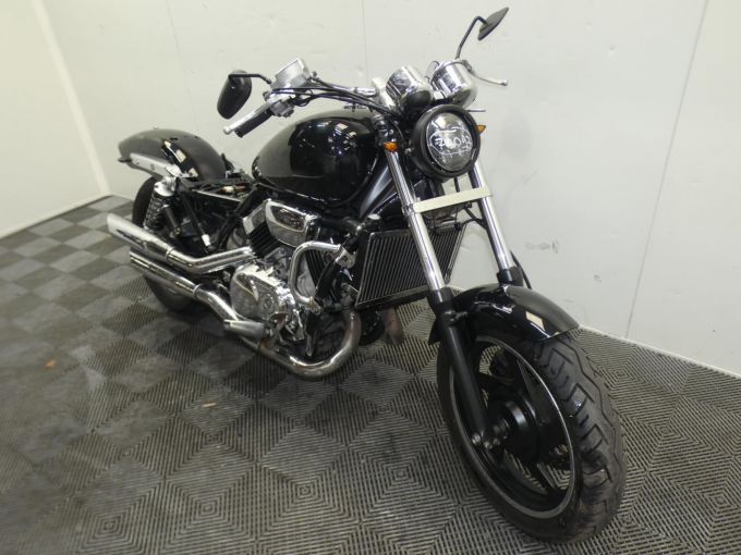 HONDA VFC 4
