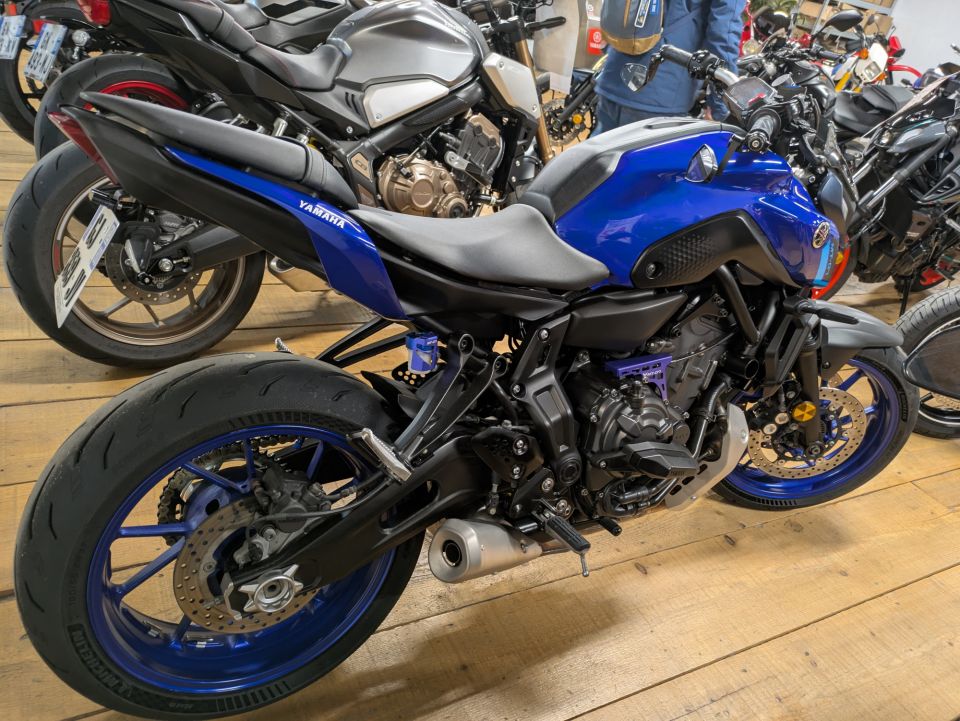 YAMAHA MT-07 (47.5CV) 4