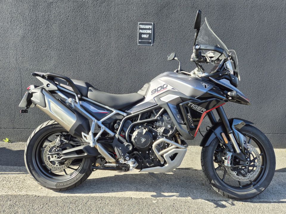 TRIUMPH Tiger 900 GT PRO 4