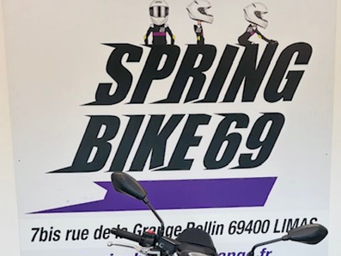 YAMAHA MT-07 (47.5CV) 4