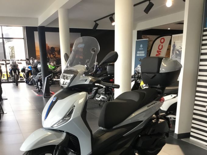 PIAGGIO BEVERLY S 400 4