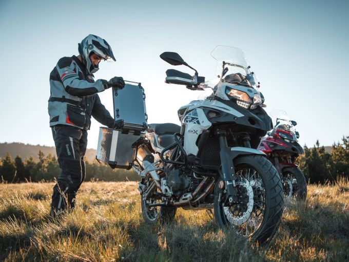 BENELLI TRK 502 X 4