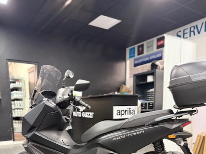 KYMCO DOWNTOWN 125 4