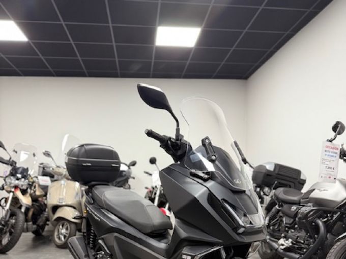KYMCO DOWNTOWN 125 4