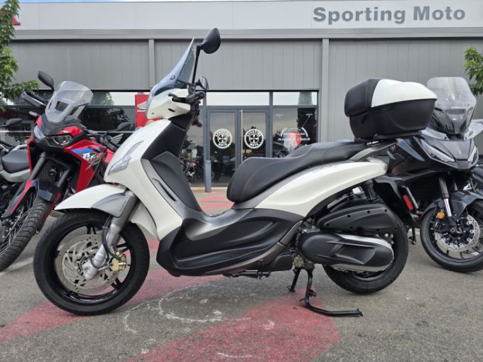 PIAGGIO BEVERLY 350 ie SPORT TOURING 4
