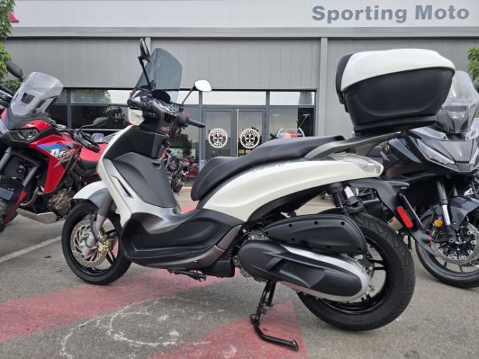 PIAGGIO BEVERLY 350 ie SPORT TOURING 4