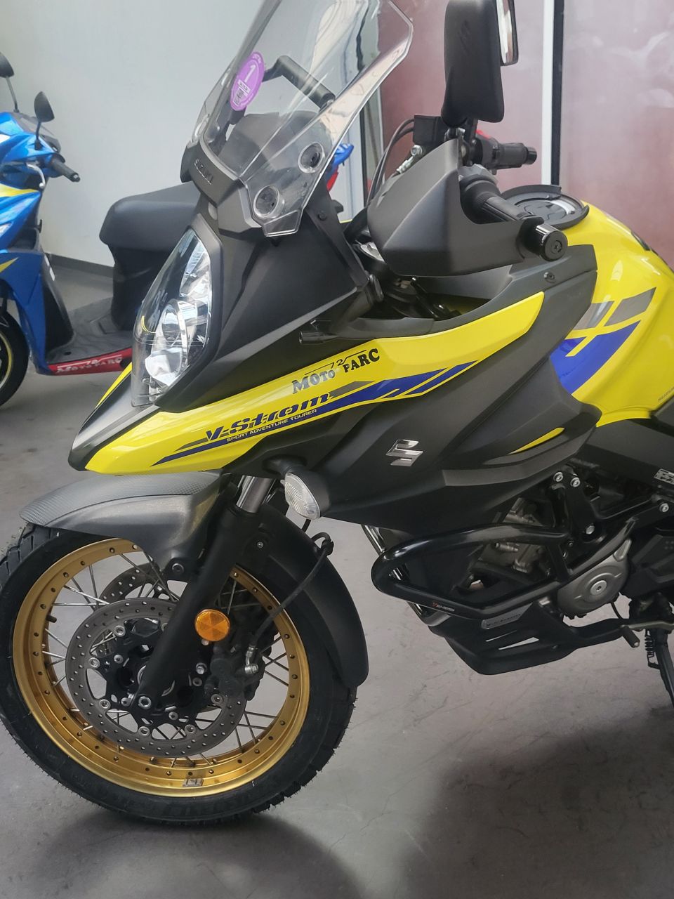 SUZUKI DL V-STROM 650XT 4