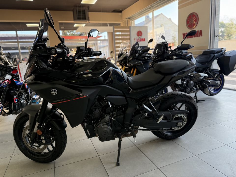 YAMAHA TRACER 7 4