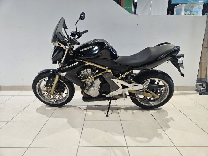 KAWASAKI ER-6 4