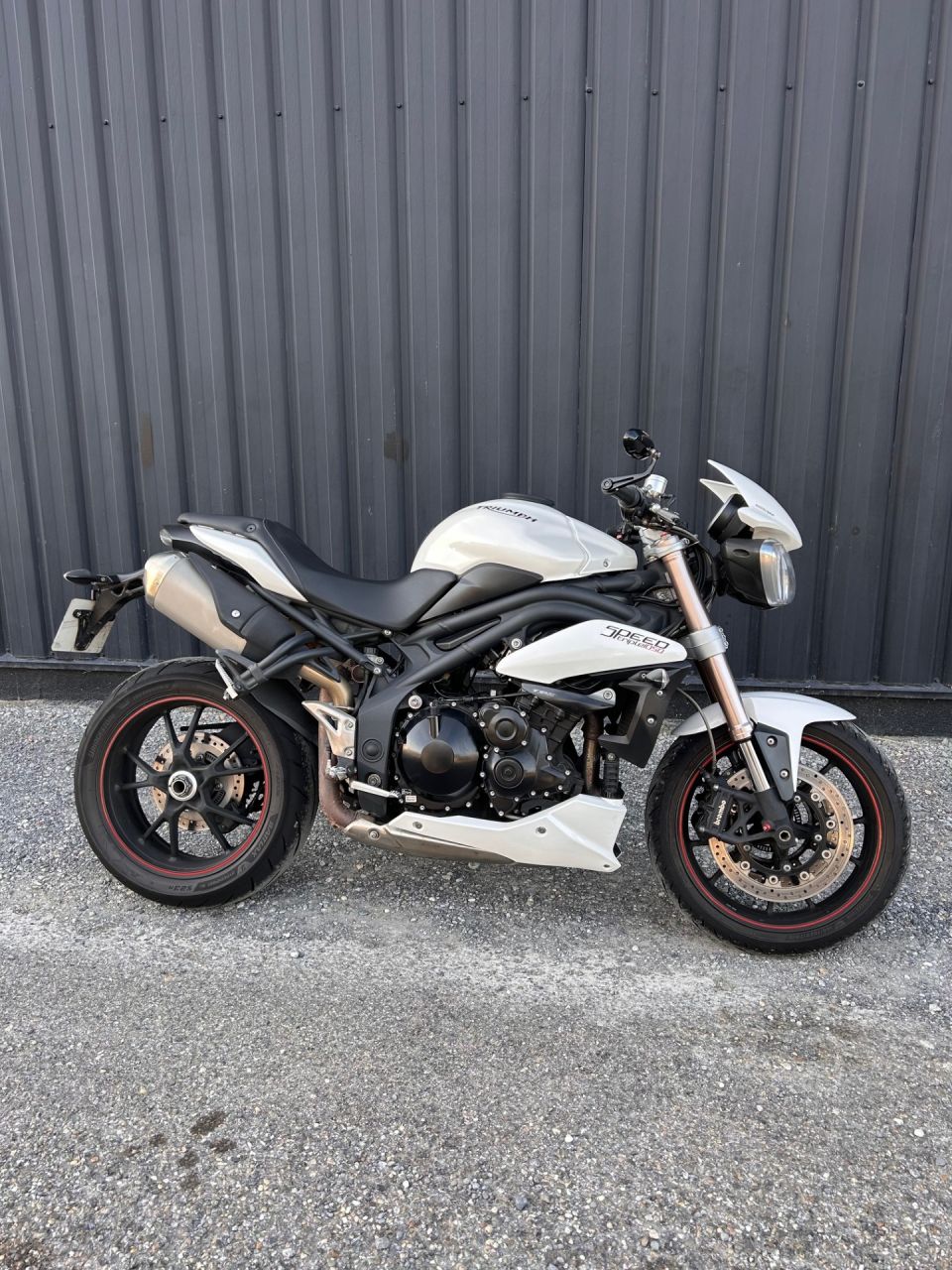 TRIUMPH SPEED TRIPLE 1050 4